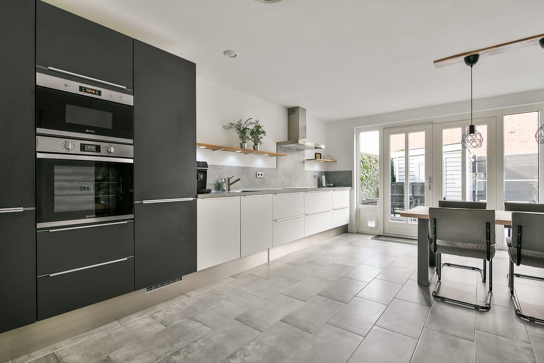 Foto 11 van Foxtrot 2