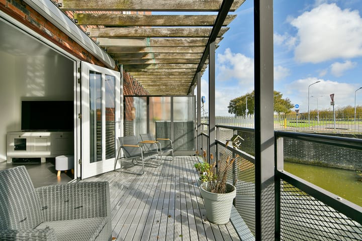 Photo 17 of Foxtrot 2