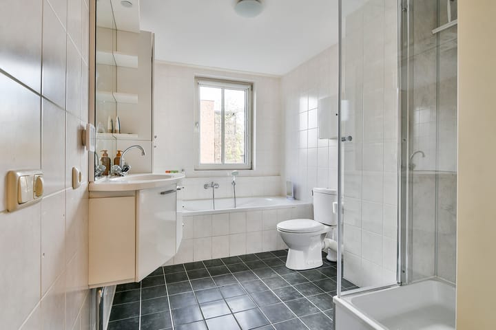 Photo 24 of Foxtrot 2