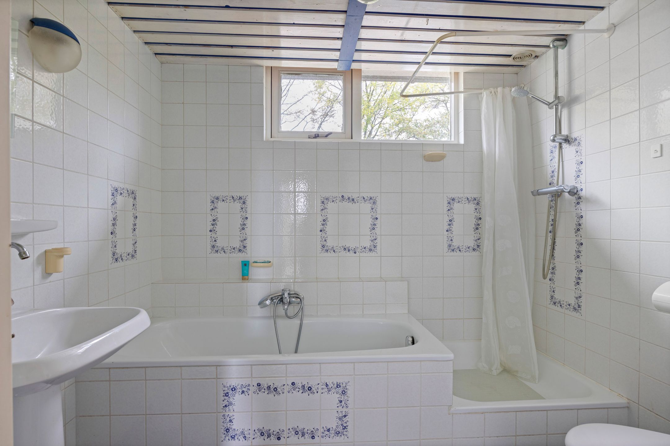 Photo 15 of Kornoeljelaan 54