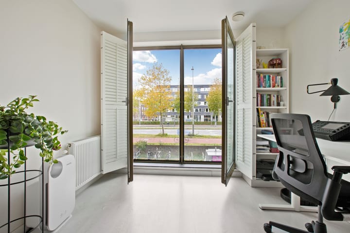 Foto 2 van IJburglaan 225