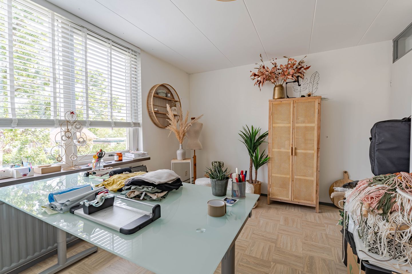 Foto 10 van Weegbree 16