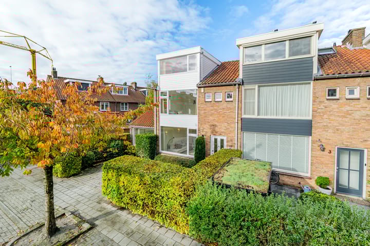 Foto 47 van Keucheniuslaan 1