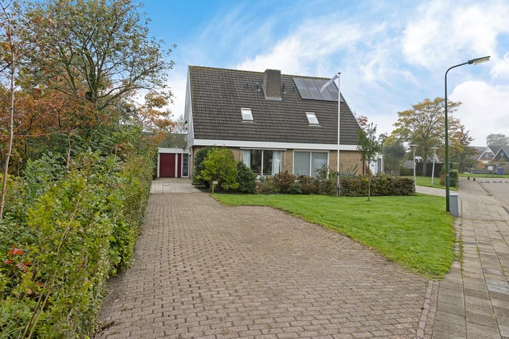 Photo 2 of Molefinne 53