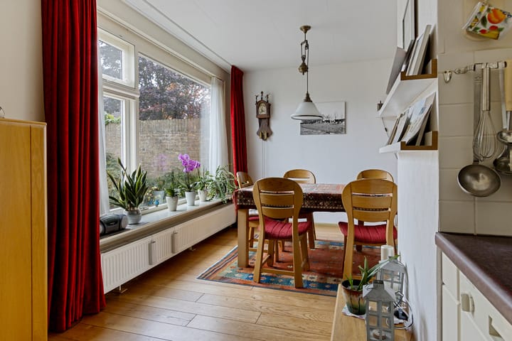 Photo 9 of Molefinne 53