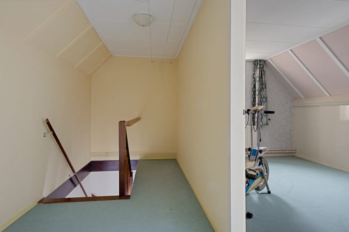 Photo 31 of Molefinne 53