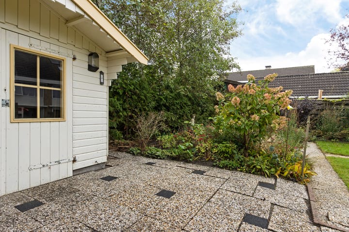 Photo 40 of Molefinne 53