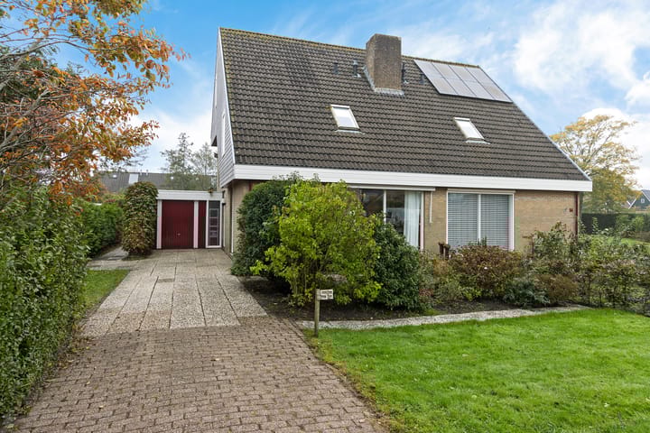 Photo 41 of Molefinne 53