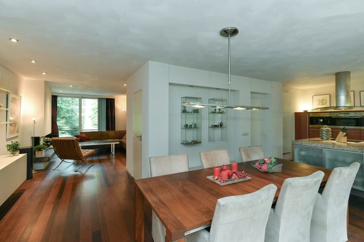 Foto 11 van Debussystraat 20