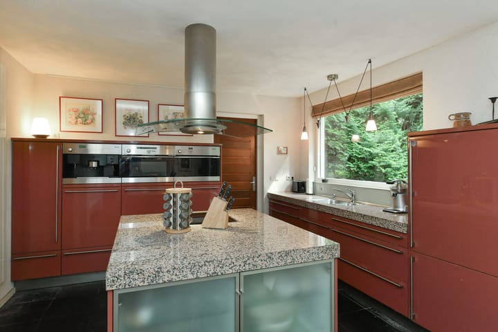 Foto 13 van Debussystraat 20