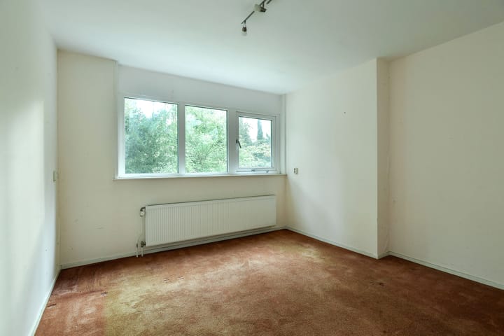 Foto 23 van Debussystraat 20