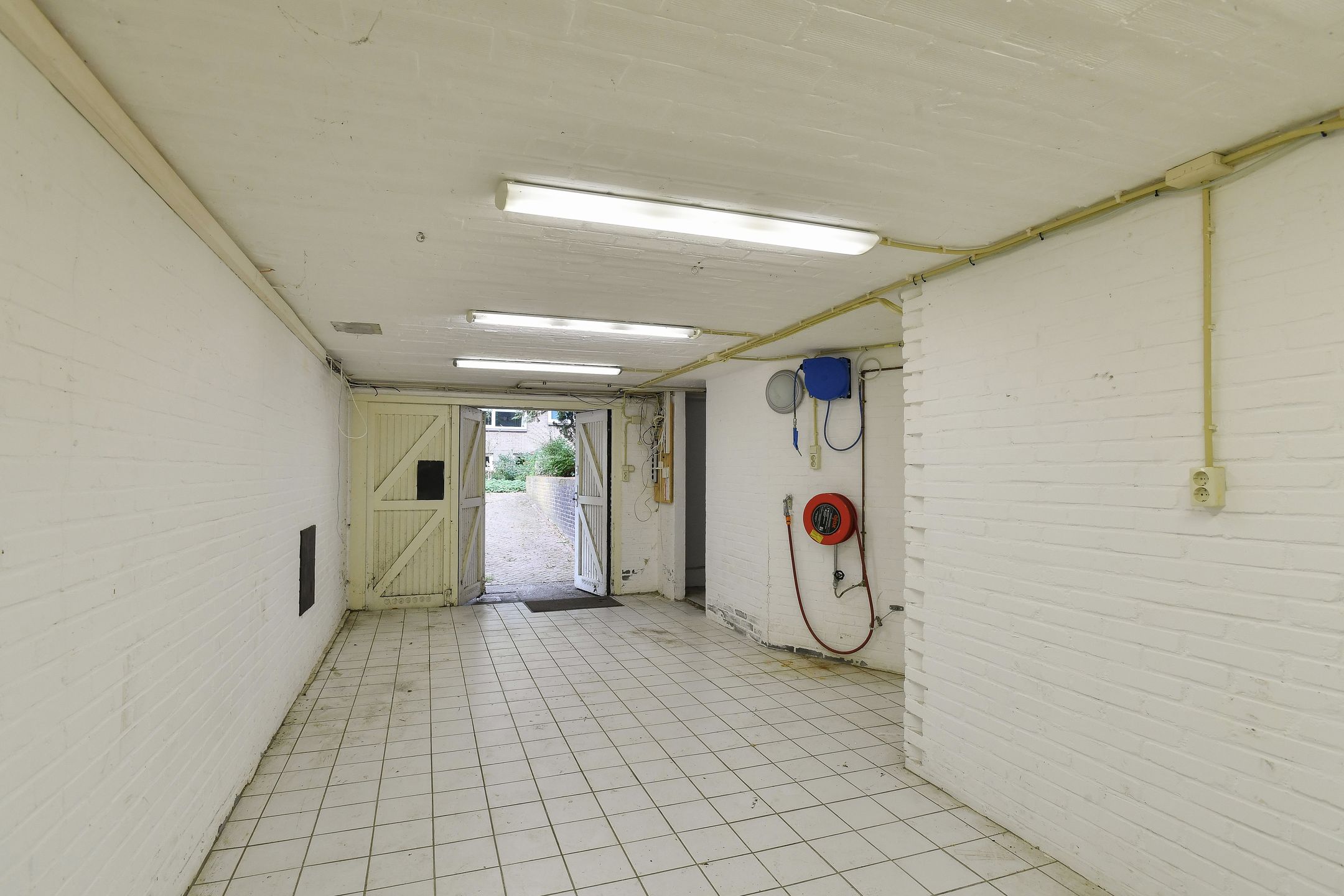 Photo 27 of Debussystraat 20