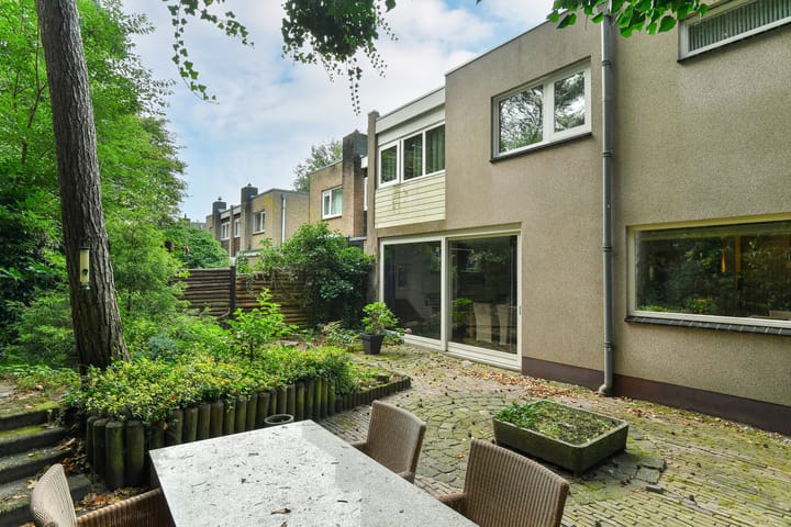 Foto 33 van Debussystraat 20