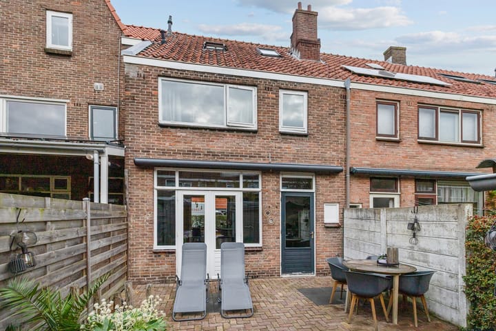 Photo 28 of St.-Winfridusstraat 61