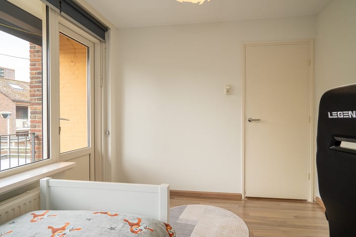 Foto 21 van Schiestraat 52