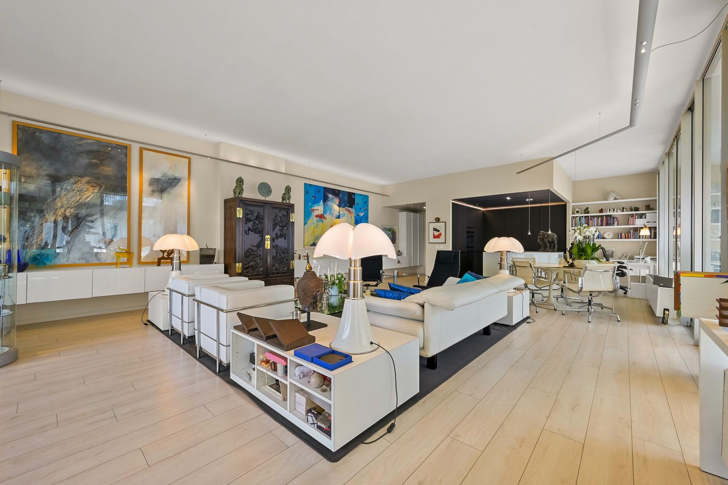 Foto 4 van Sir Winston Churchillln 289-F001