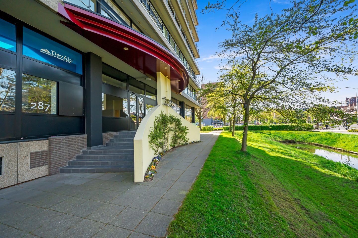 Foto 25 van Sir Winston Churchillln 289-F001