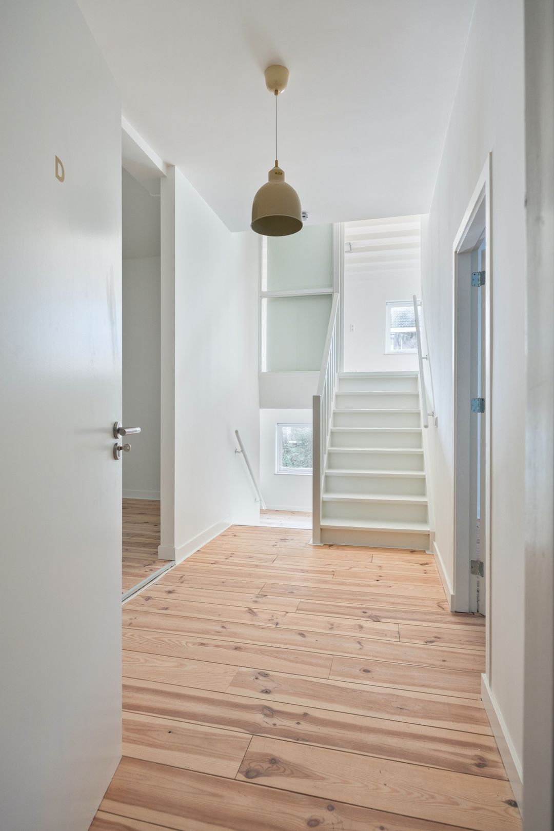 Photo 17 of Rusthoekstraat 32-D