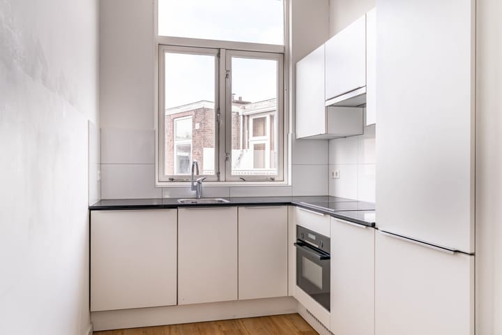 Photo 4 of Valkenboslaan 247