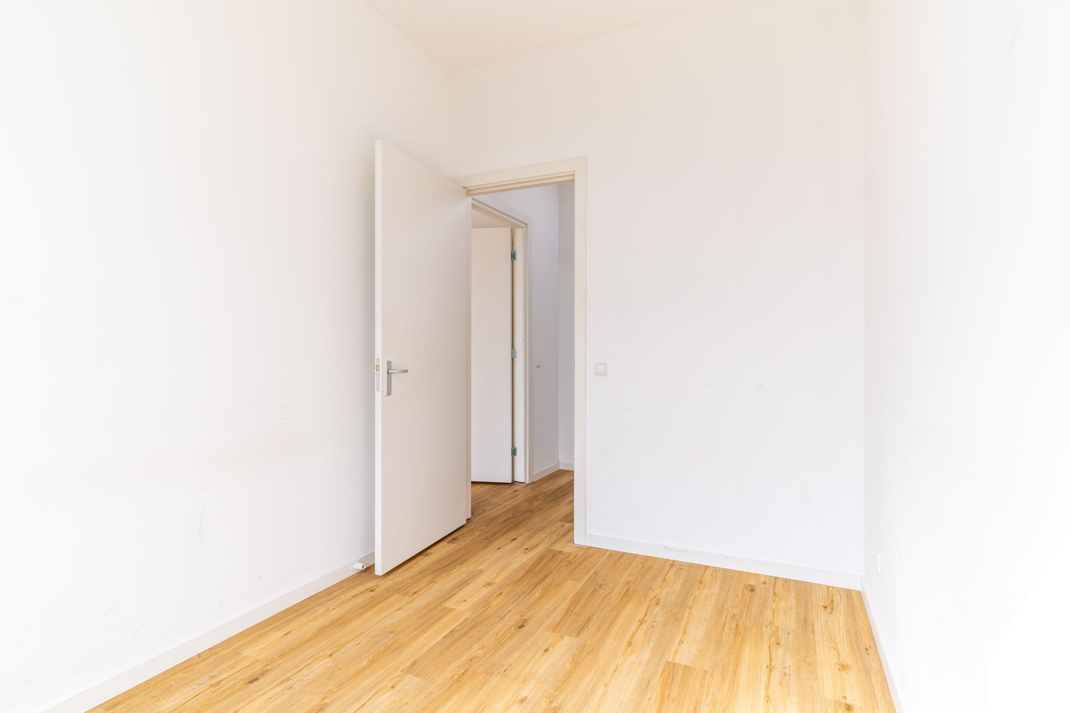 Photo 30 of Valkenboslaan 247