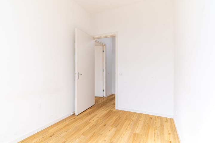 Foto 30 van Valkenboslaan 247