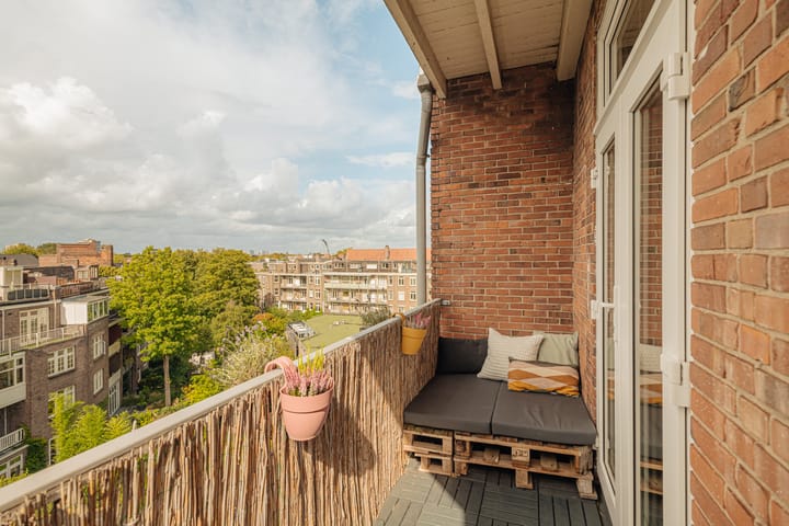 Foto 23 van Surinamestraat 22