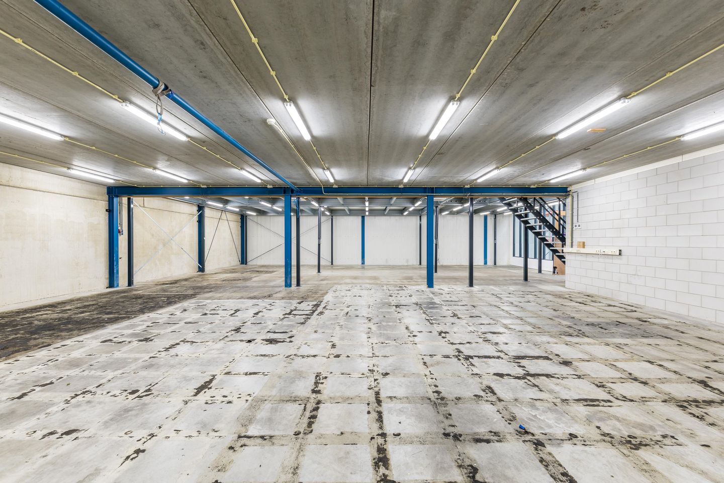 View photo 3 of Weg en Bos 86