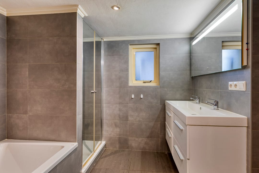 Foto 11 van Graaf Engelbrechtstraat 26