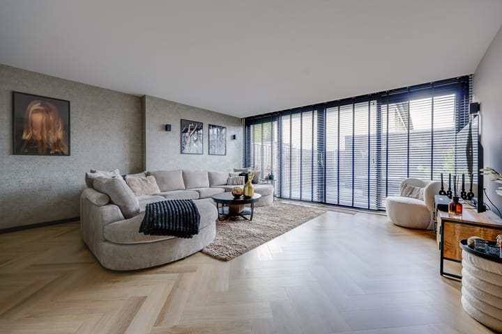 Photo 4 of Jivestraat 47