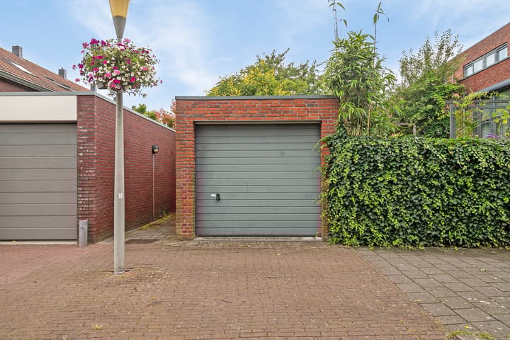 Foto 39 van Fonteinkruidstraat 1