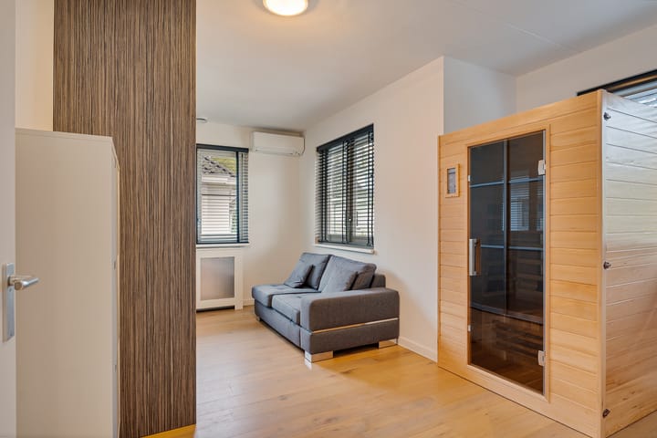 Photo 66 of 's-Gravenweg 415-C