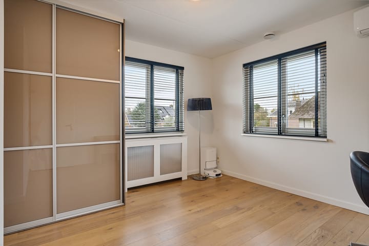 Photo 75 of 's-Gravenweg 415-C