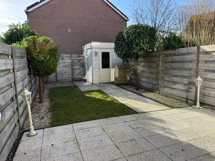 Photo 3 of Voorplecht 11