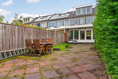 Karos 23 tertiary image