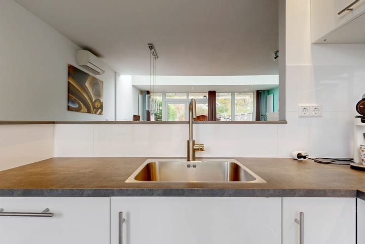 Photo 16 of Karos 23