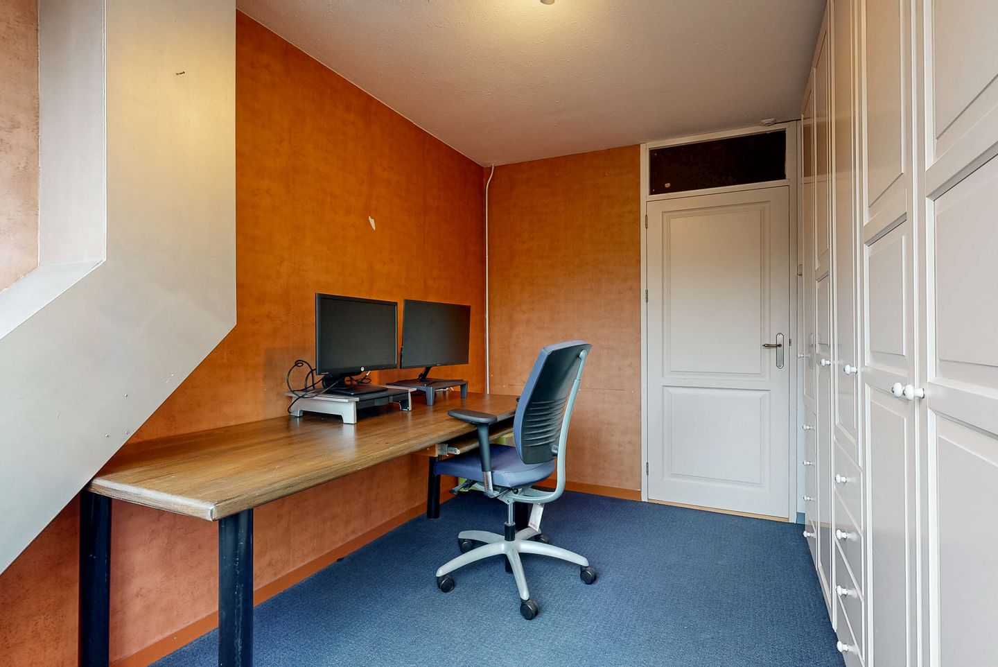 Foto 19 van Karos 23