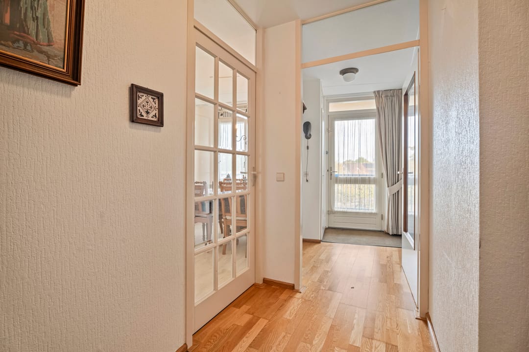 Photo 8 of Prins Bernhardstraat 38