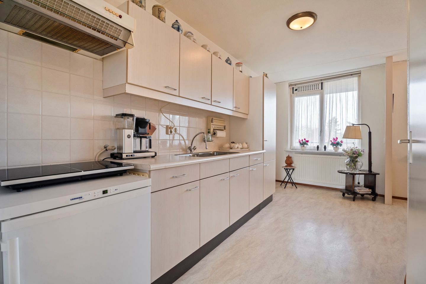 Photo 10 of Prins Bernhardstraat 38