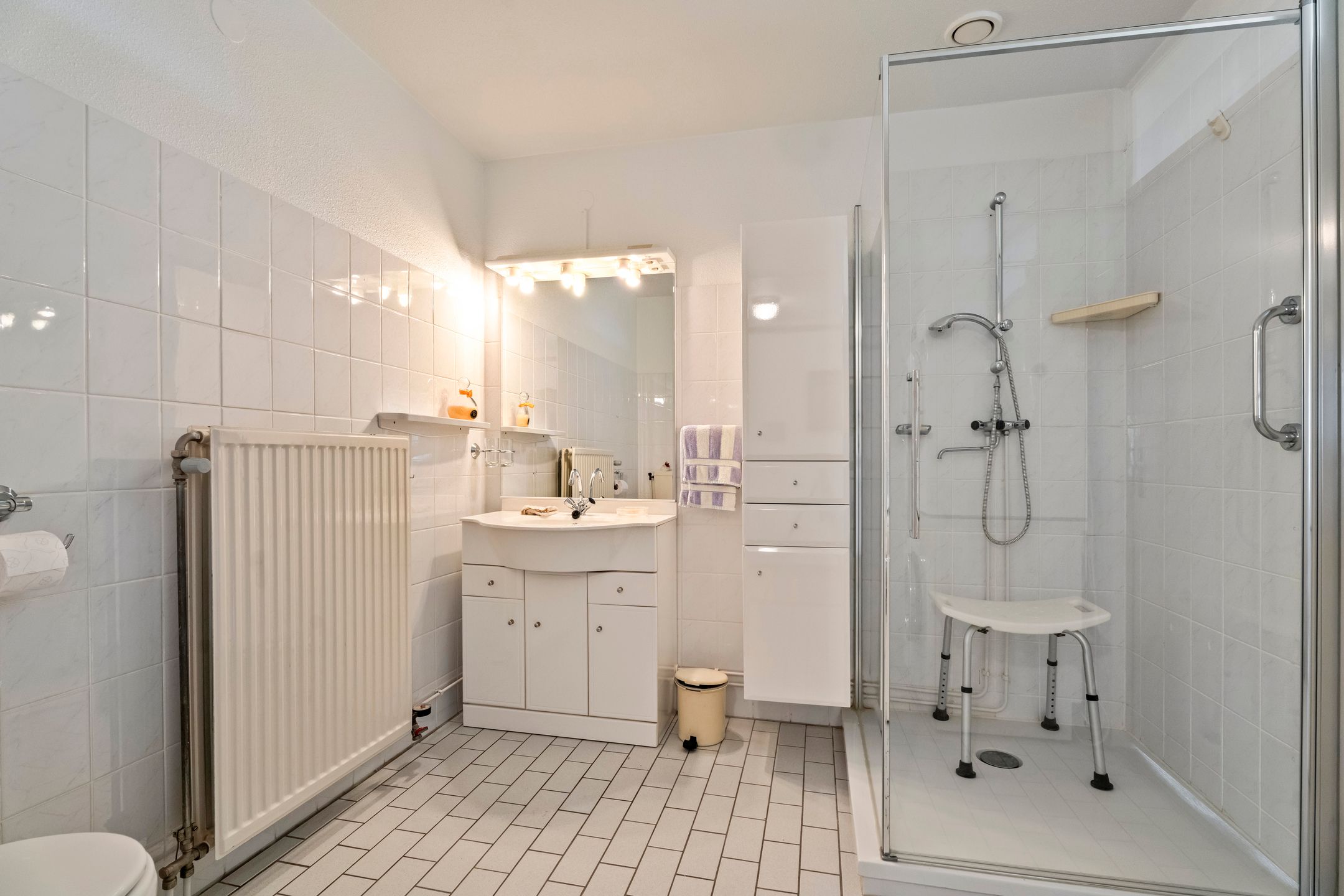 Photo 24 of Prins Bernhardstraat 38