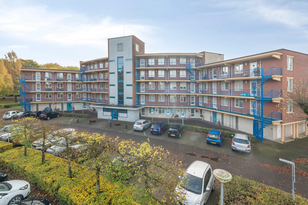 Photo 31 of Prins Bernhardstraat 38