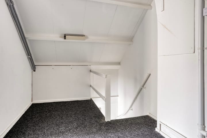 Foto 32 van Meeuwenlaan 57