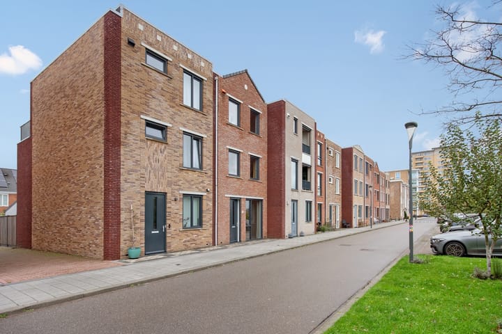 Photo 46 of Zwenkgrasstraat 30