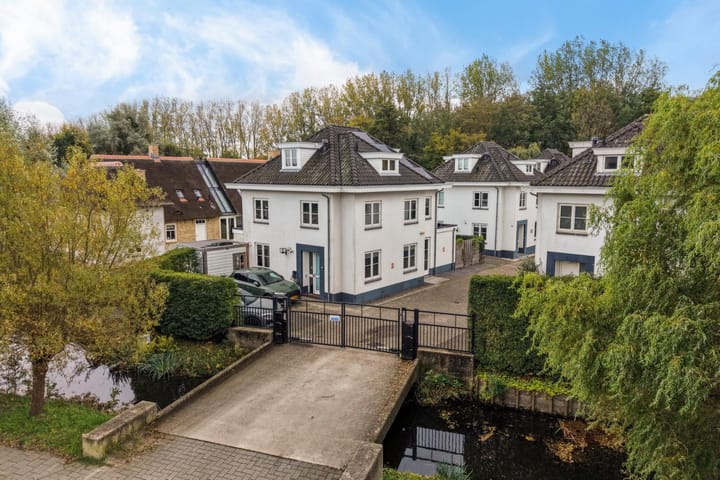 Photo 9 of 's-Gravenweg 415-C