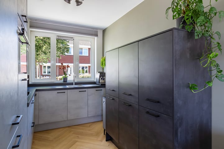 Foto 15 van Burg. Rippingstraat 2-D