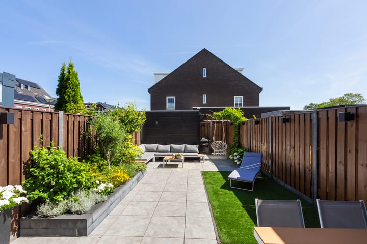 Foto 20 van Burg. Rippingstraat 2-D