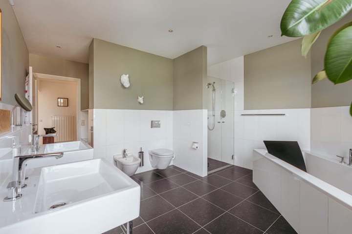 Foto 42 van Albrecht Dürerstraat 1-2