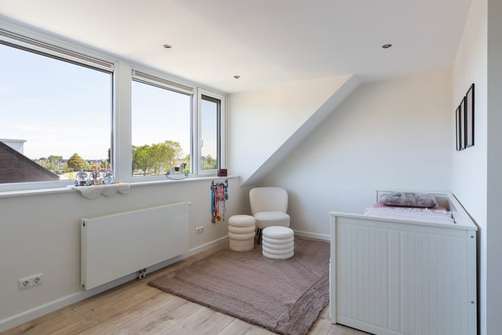 Foto 37 van Burg. Rippingstraat 2-D