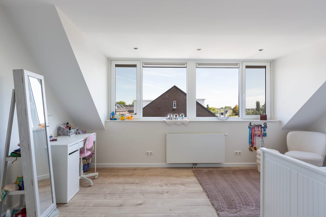 Foto 38 van Burg. Rippingstraat 2-D