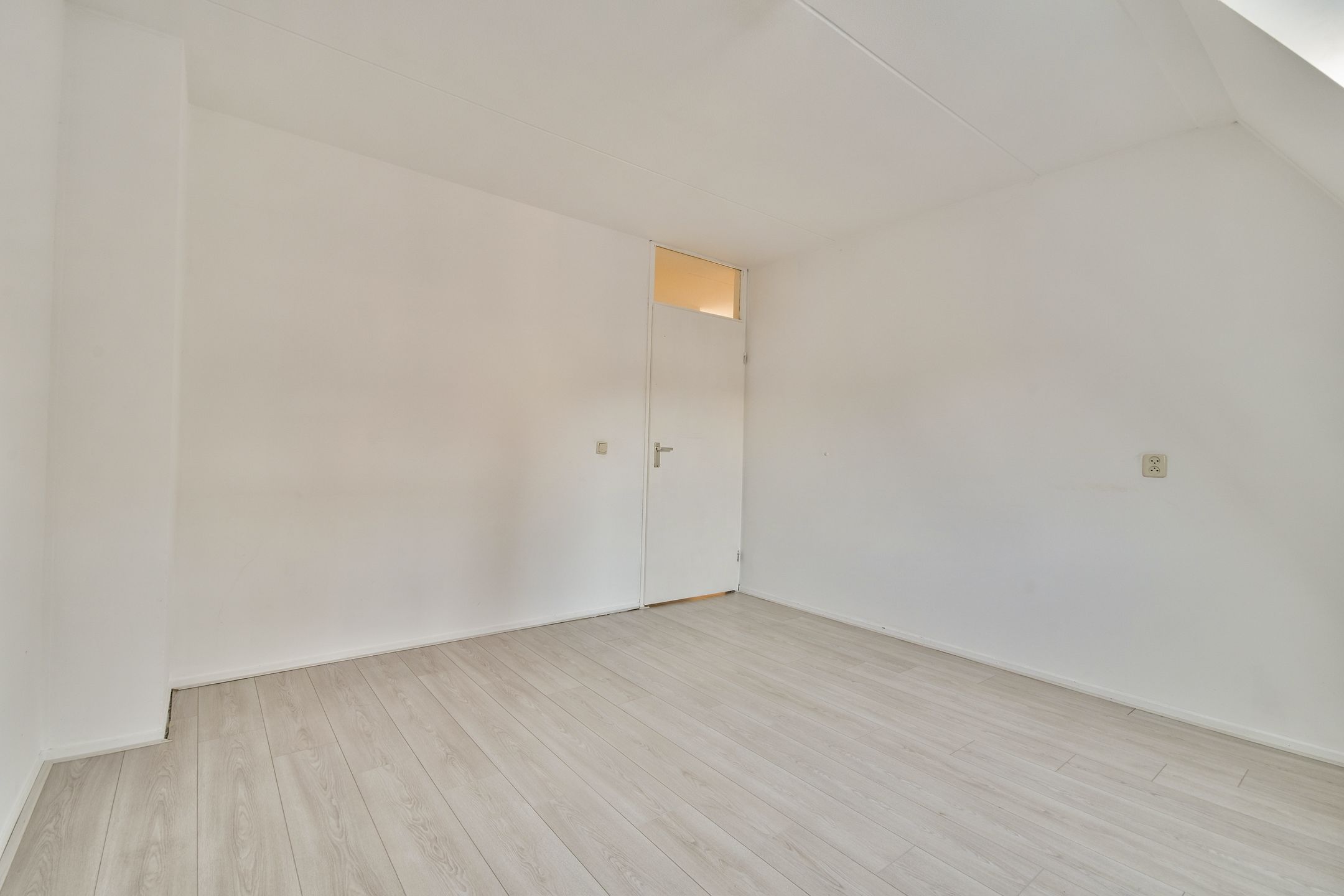 Foto 15 van Houtrijkstraat 94