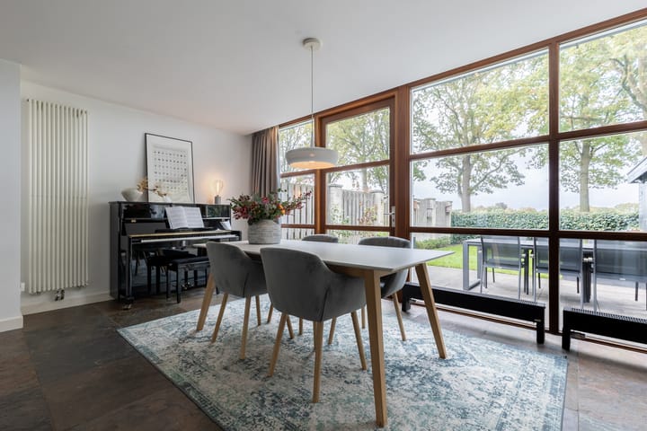 Foto 21 van Hermelijnhage 19